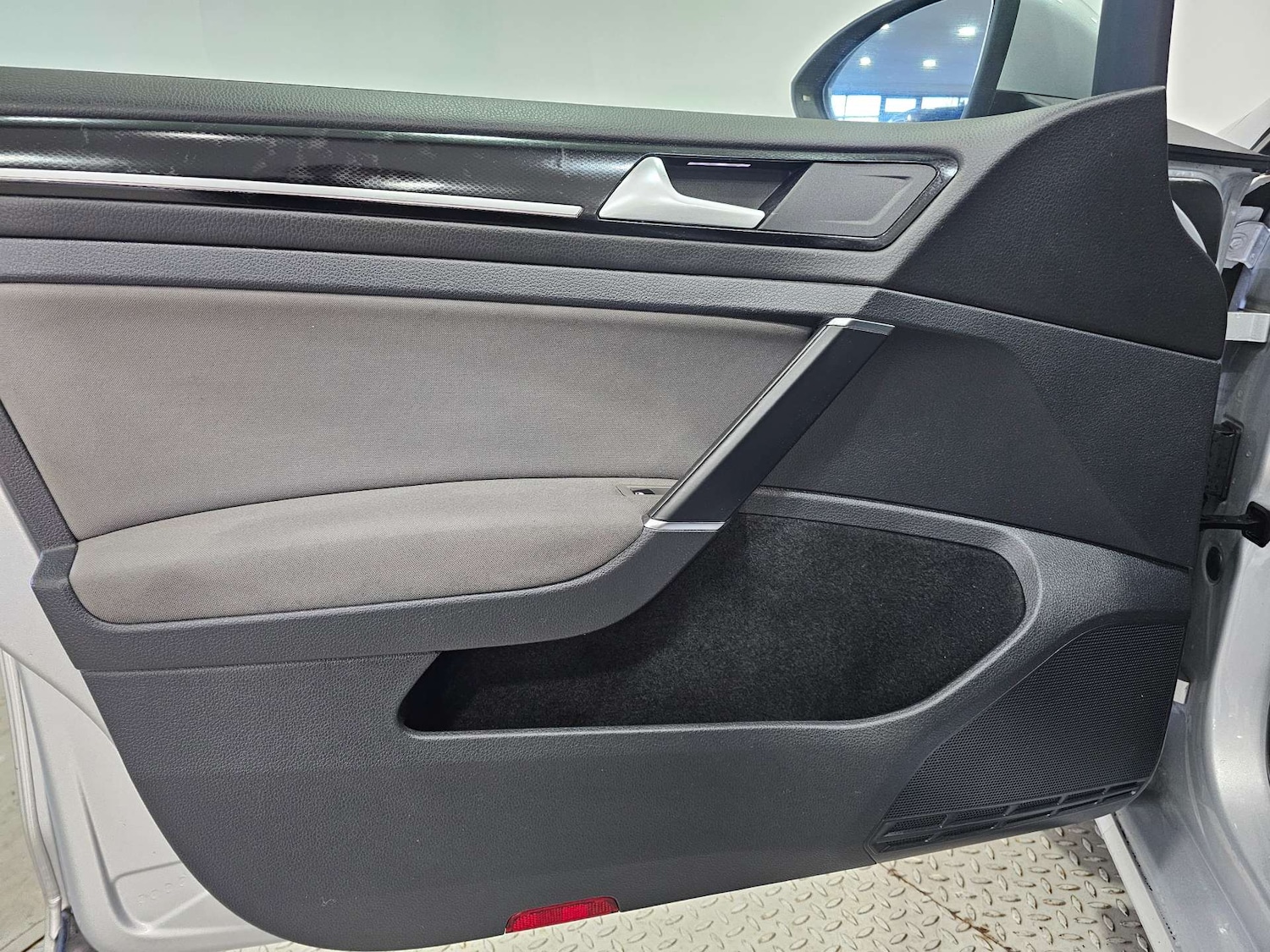 Used Volkswagen Golf 2015 for sale - 77168090: Photo 88