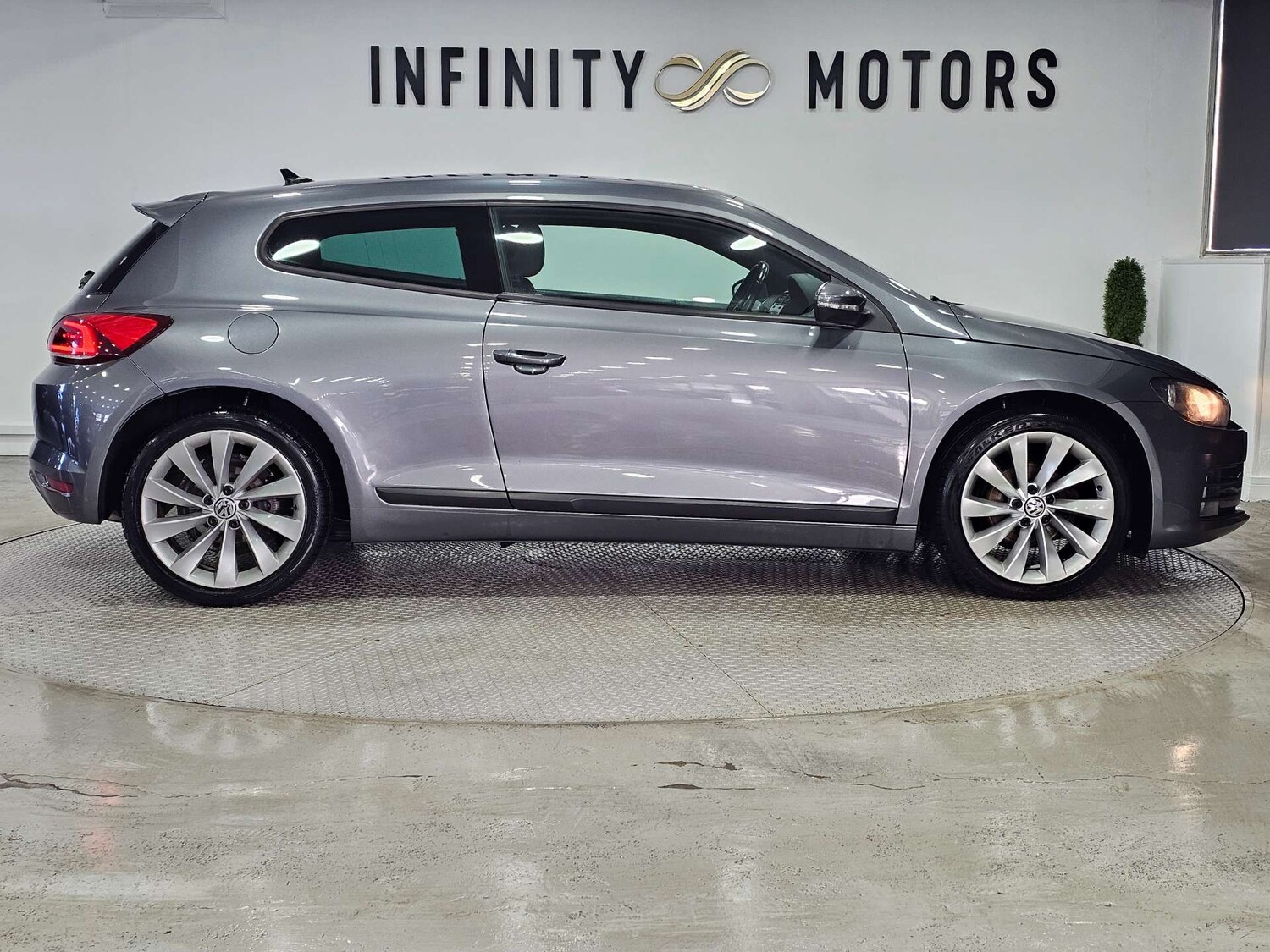 Used Volkswagen Scirocco 2015 for sale - 77937319: Photo 33