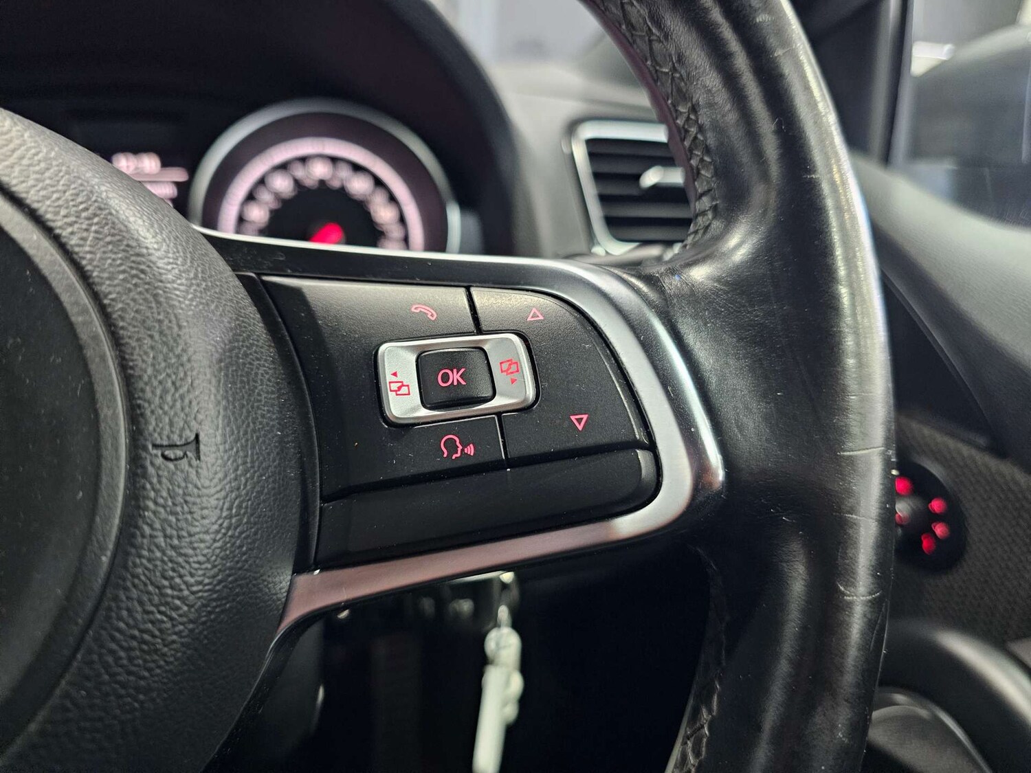 Used Volkswagen Scirocco 2015 for sale - 77937319: Photo 59