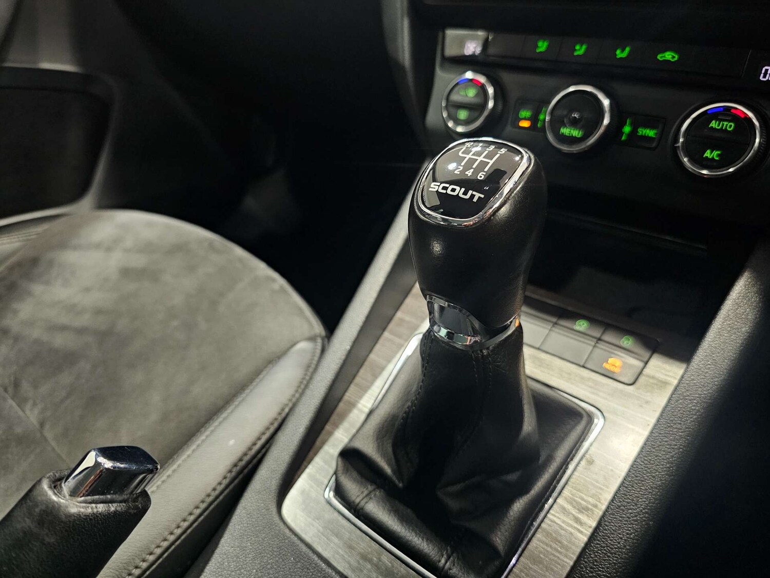 Used Skoda Octavia 2016 for sale - 77830750: Photo 60