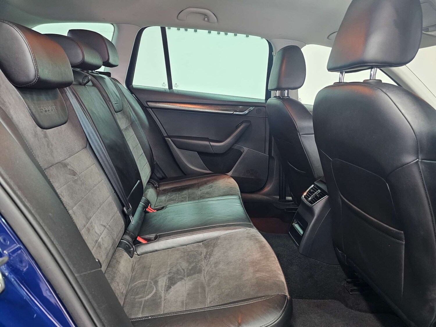 Used Skoda Octavia 2016 for sale - 77830750: Photo 73