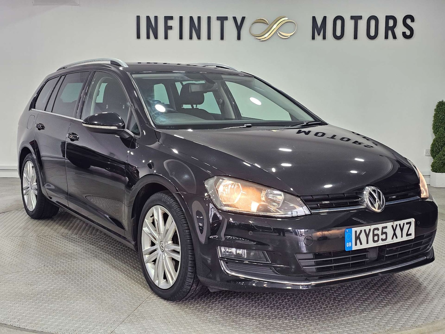 Used Volkswagen Golf 2015 for sale - 76972362: Photo 1