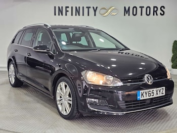 Used Volkswagen Golf 2015 for sale - 76972362: Photo