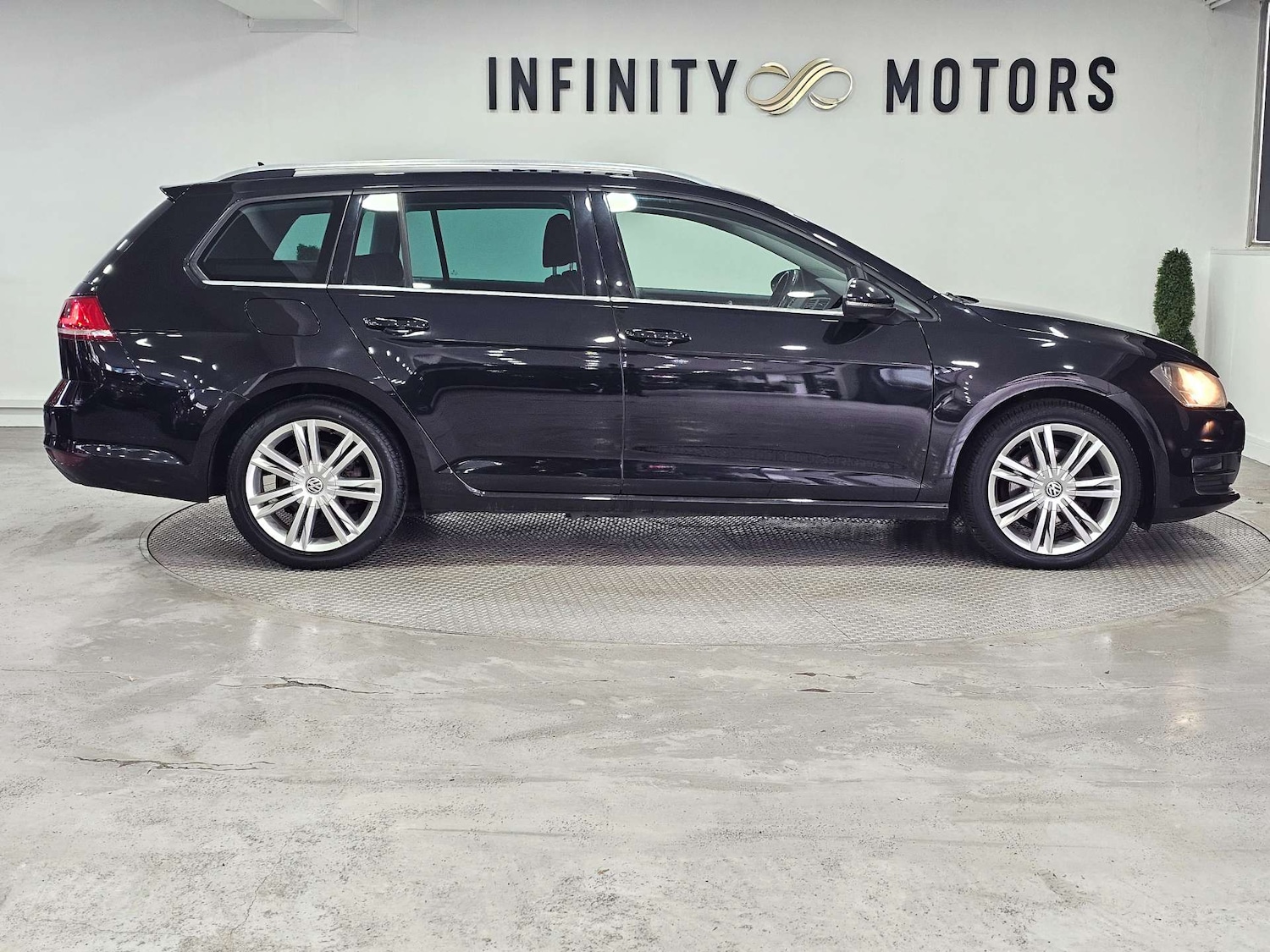 Used Volkswagen Golf 2015 for sale - 76972362: Photo 37