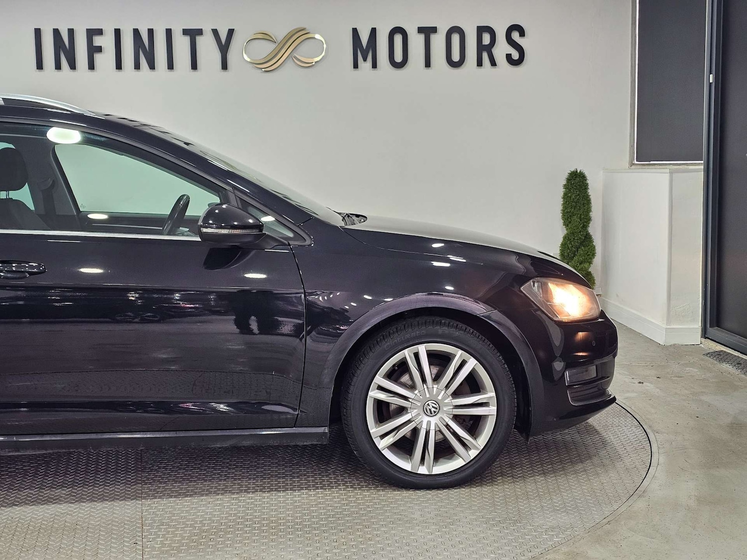 Used Volkswagen Golf 2015 for sale - 76972362: Photo 38