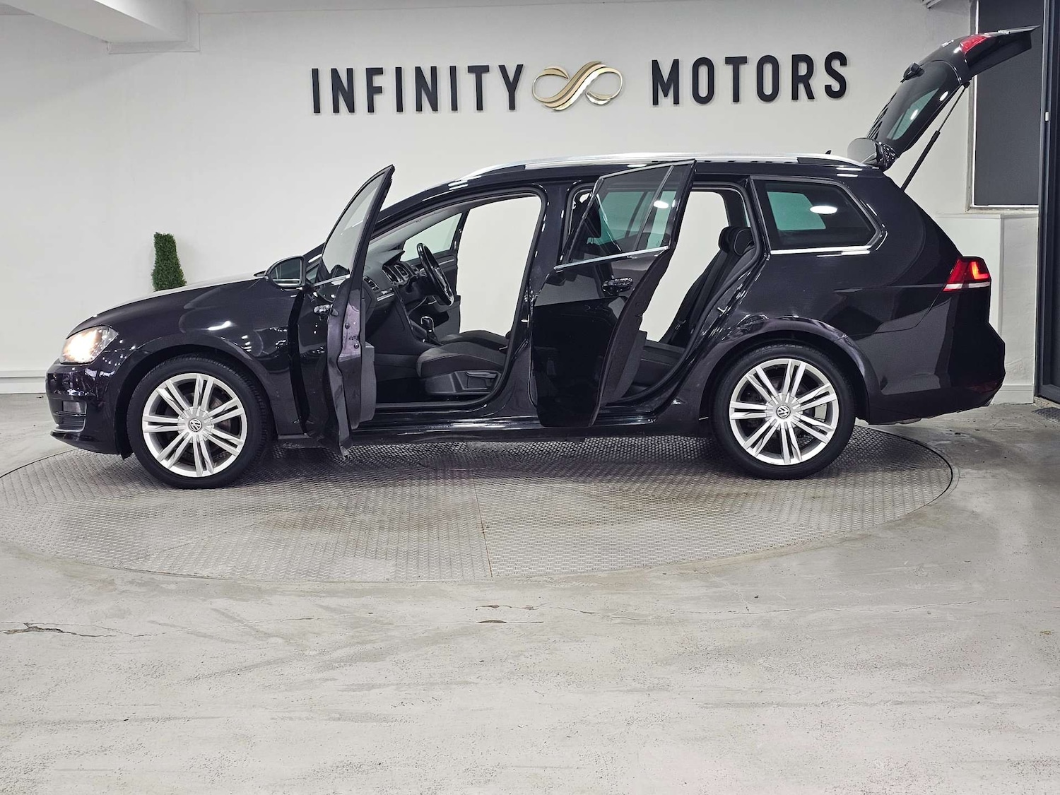 Used Volkswagen Golf 2015 for sale - 76972362: Photo 48