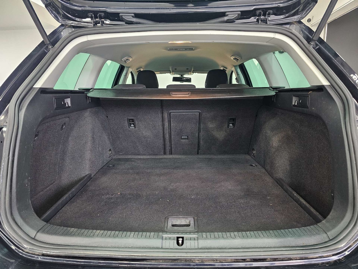 Used Volkswagen Golf 2015 for sale - 76972362: Photo 52