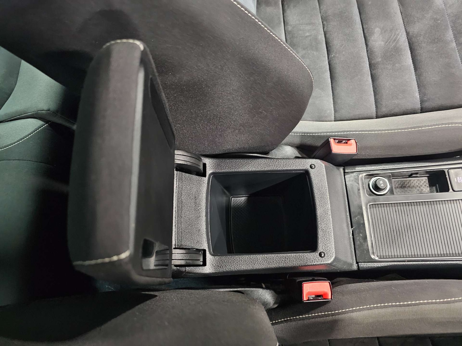 Used Volkswagen Golf 2015 for sale - 76972362: Photo 67