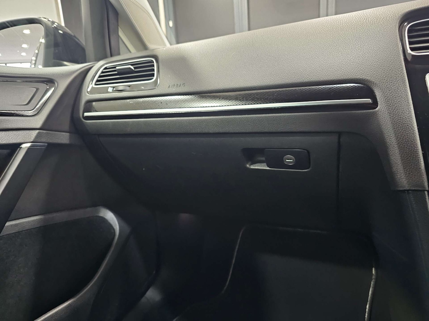 Used Volkswagen Golf 2015 for sale - 76972362: Photo 74