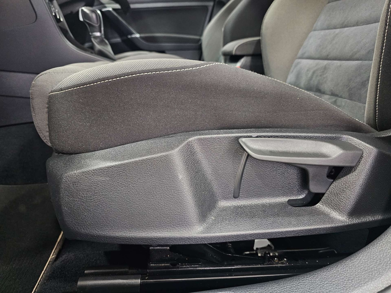 Used Volkswagen Golf 2015 for sale - 76972362: Photo 92