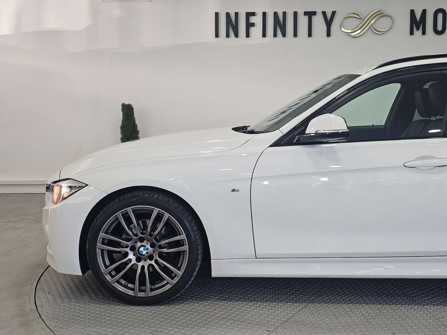 Used BMW 3 Series 2015 for sale - 76972353: Photo 27