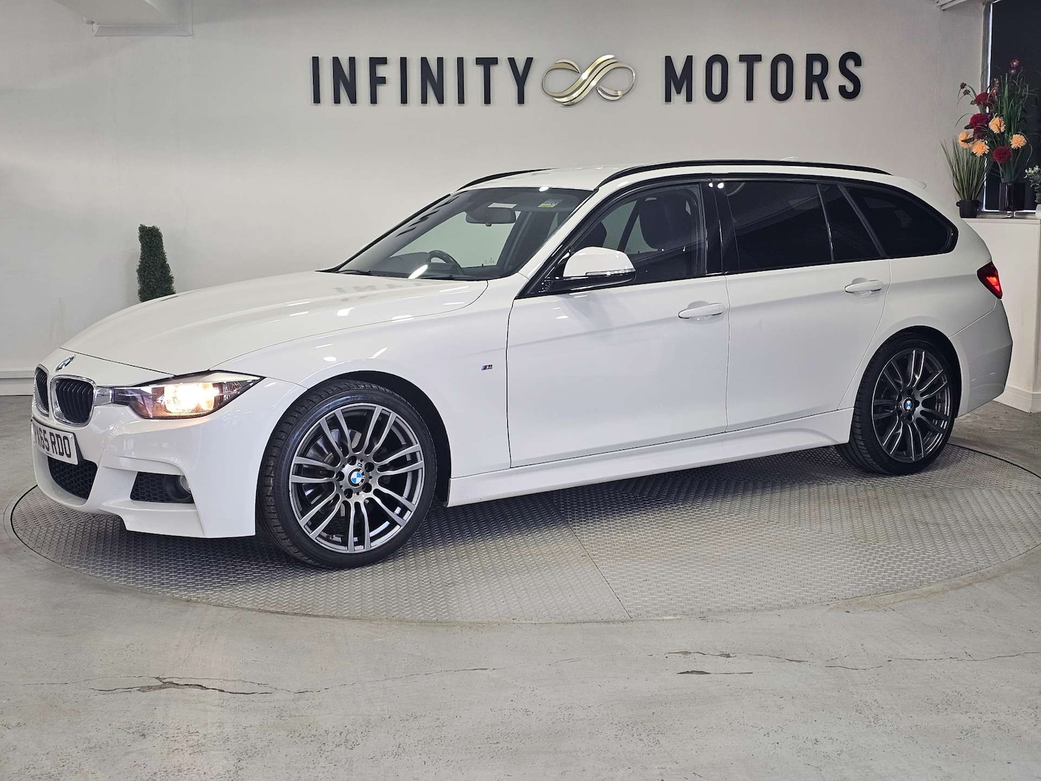 Used BMW 3 Series 2015 for sale - 76972353: Photo 32