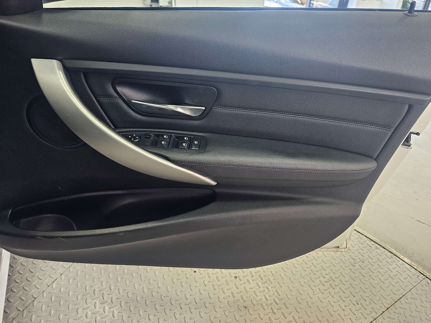 Used BMW 3 Series 2015 for sale - 76972353: Photo 73