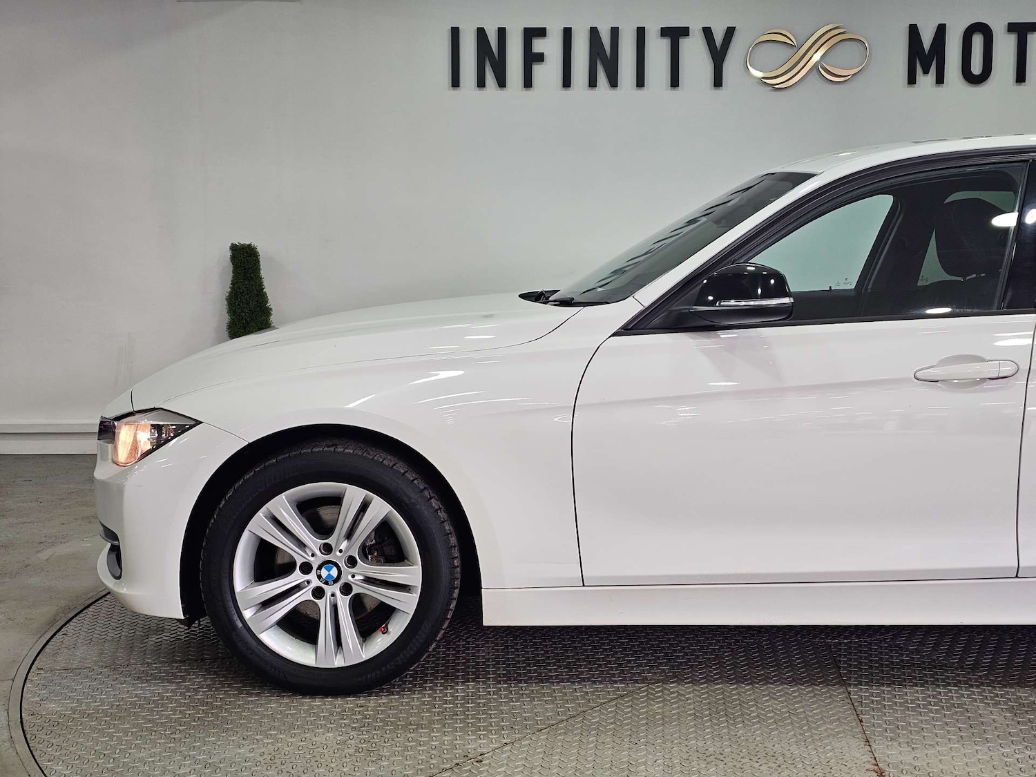 Used BMW 3 Series 2014 for sale - 77088689: Photo 20