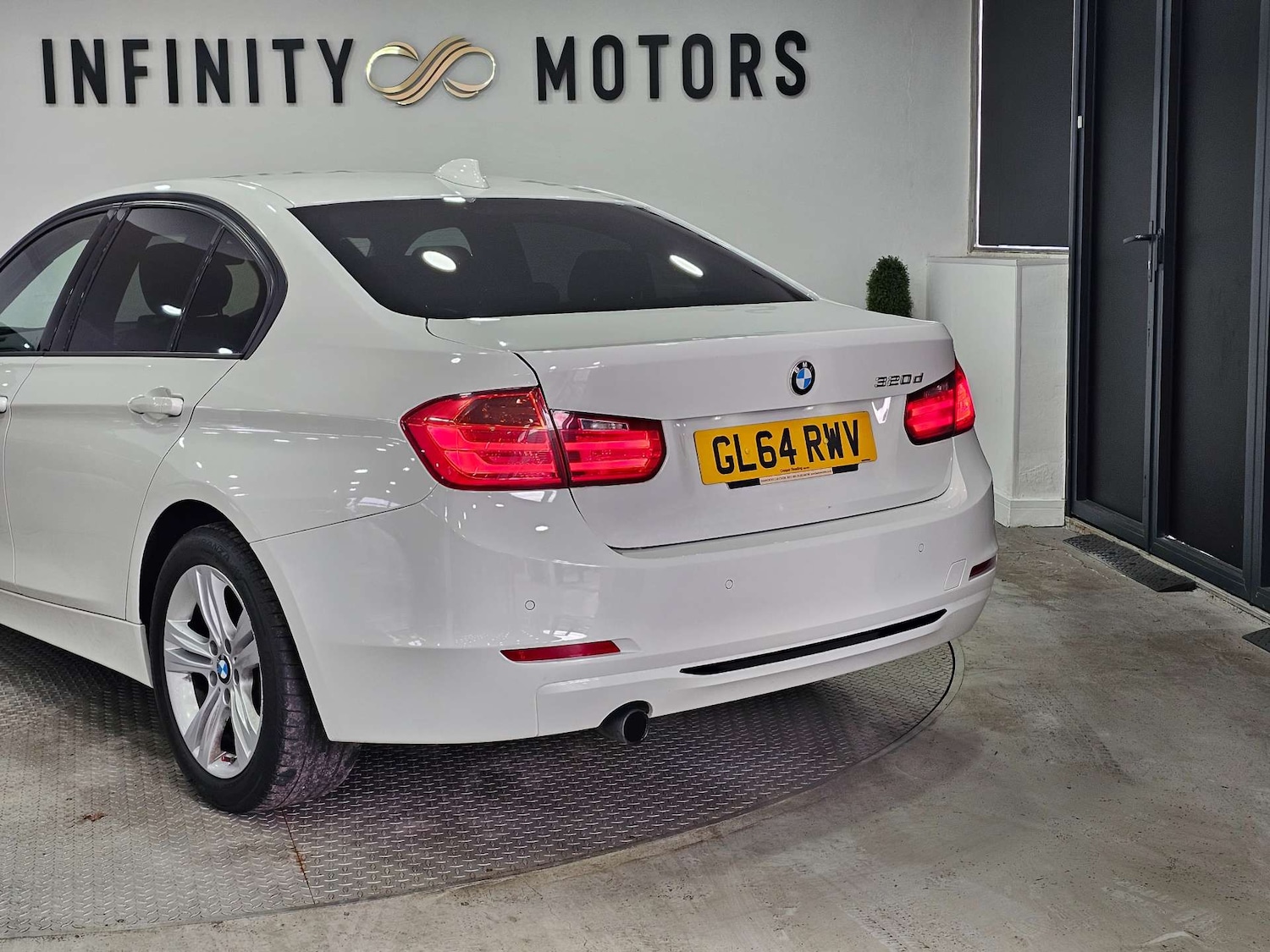 Used BMW 3 Series 2014 for sale - 77088689: Photo 27