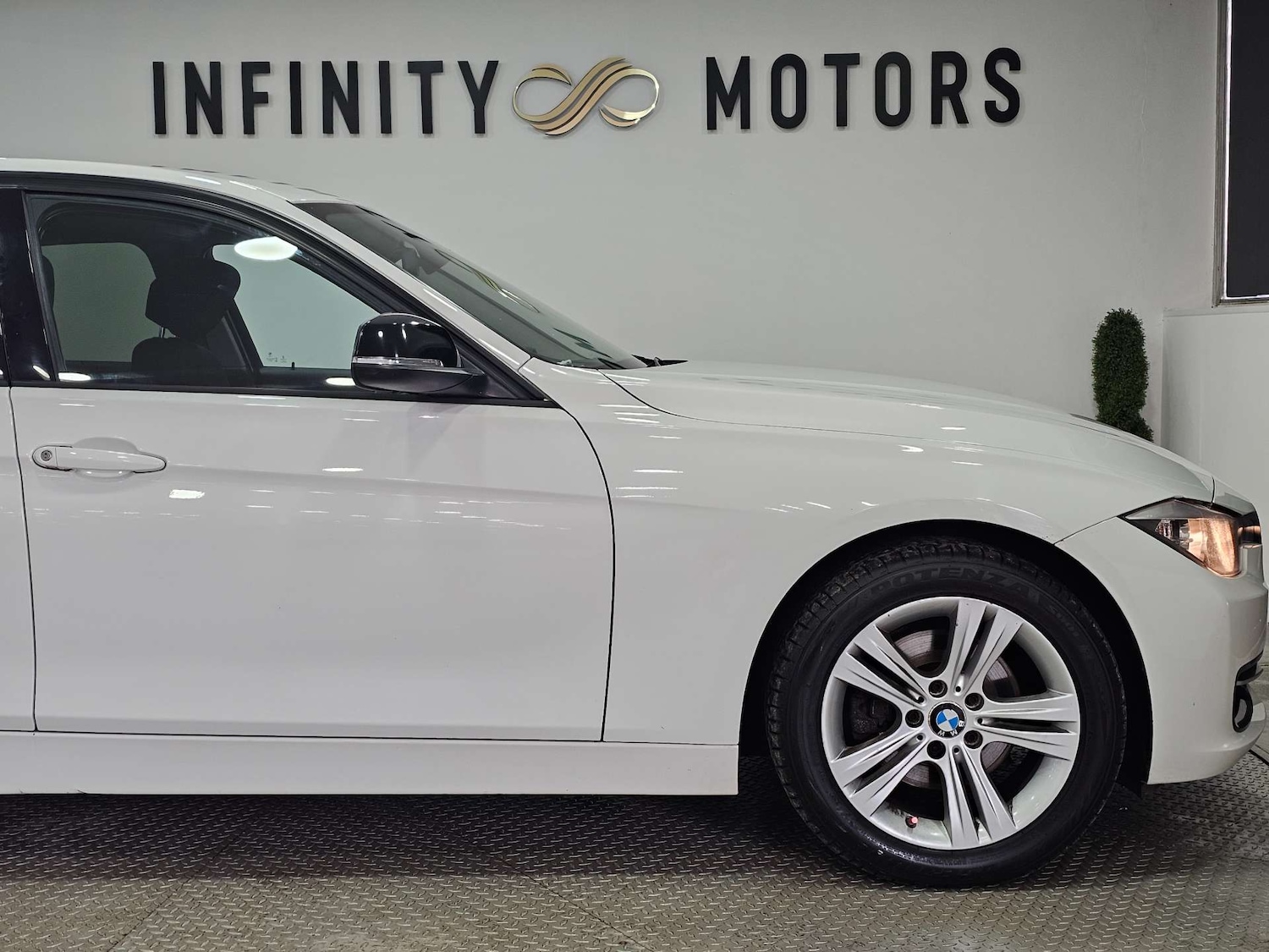 Used BMW 3 Series 2014 for sale - 77088689: Photo 36