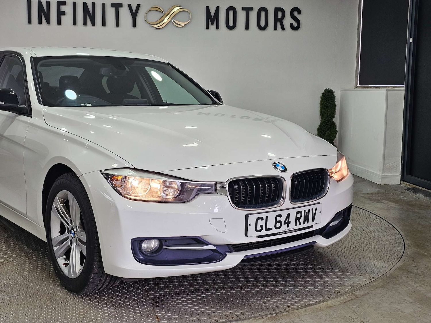 Used BMW 3 Series 2014 for sale - 77088689: Photo 40