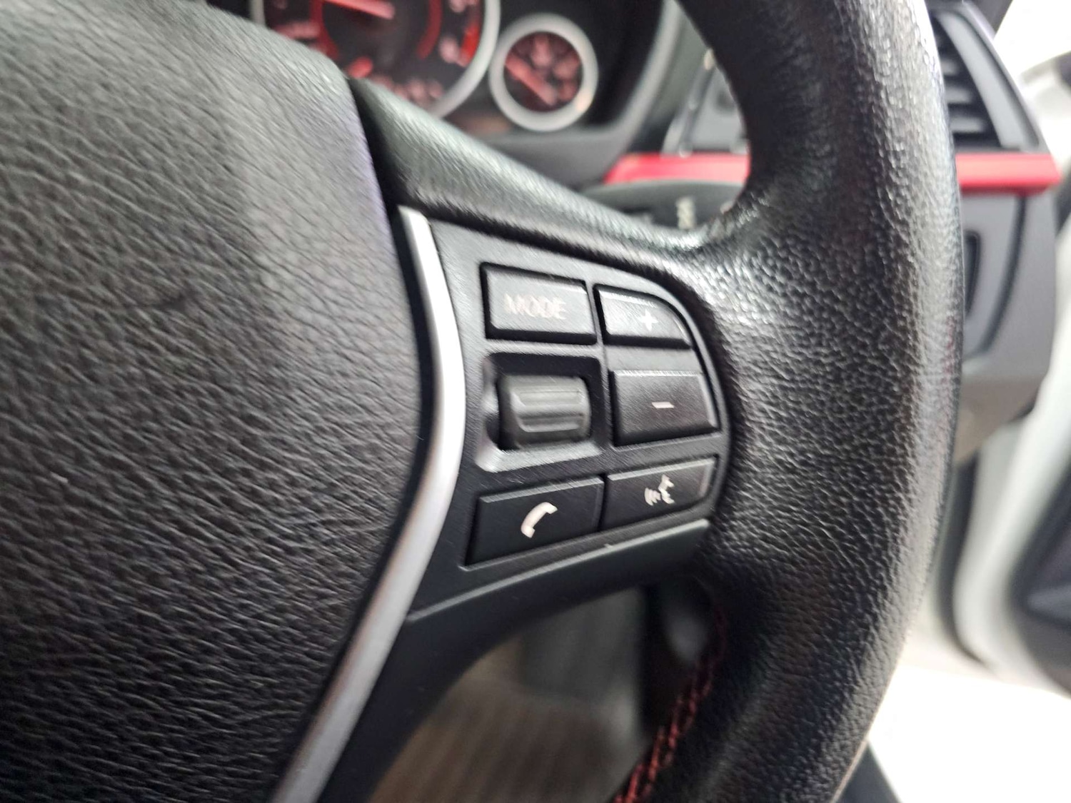 Used BMW 3 Series 2014 for sale - 77088689: Photo 52