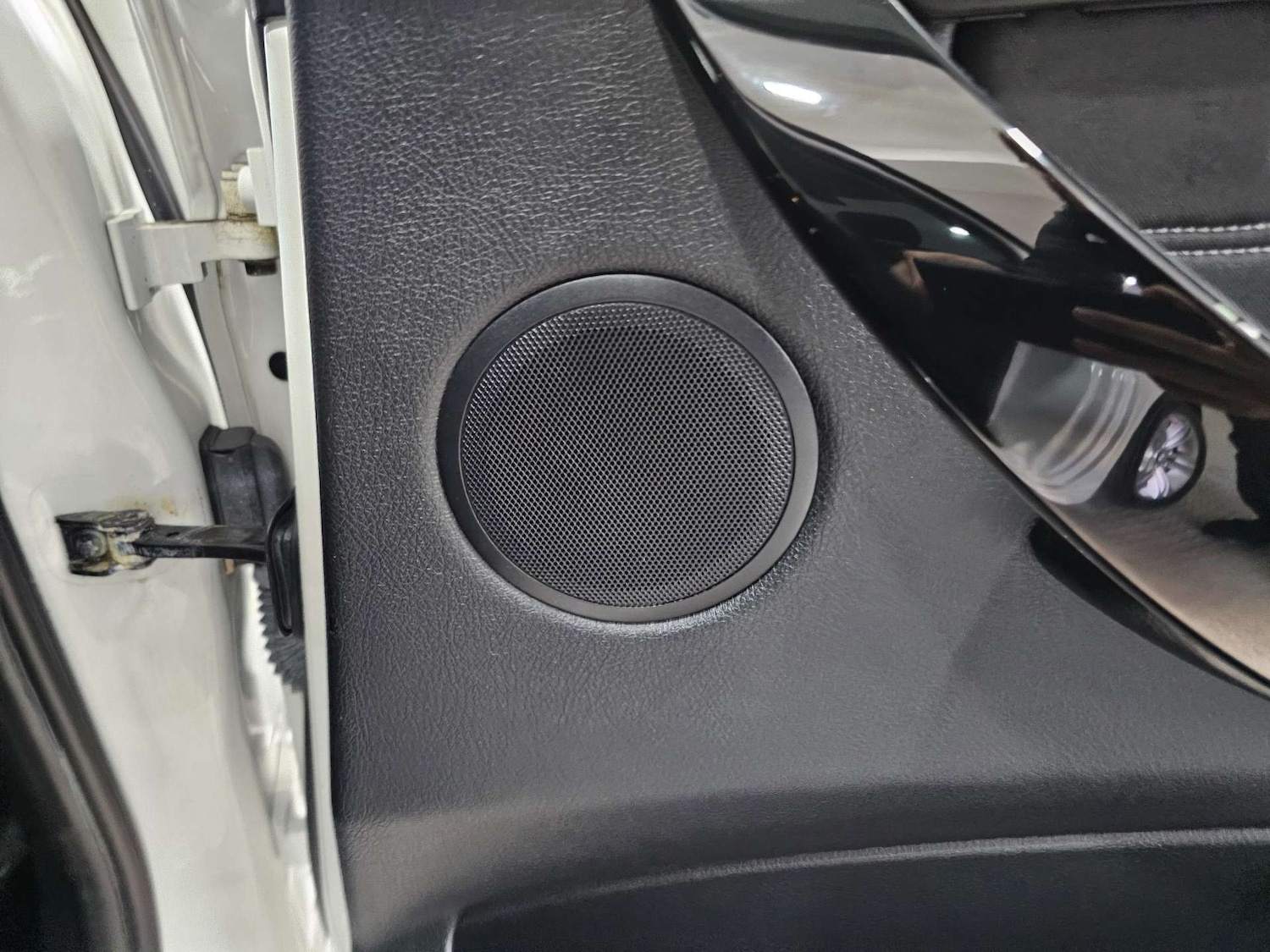 Used BMW 3 Series 2014 for sale - 77088689: Photo 81