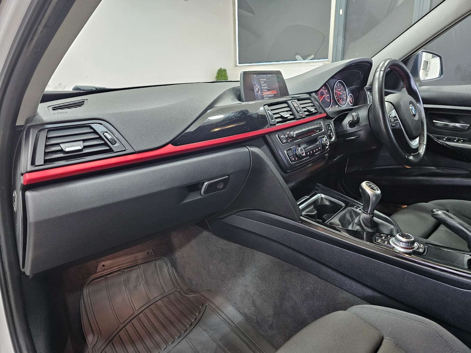 Used BMW 3 Series 2014 for sale - 77088689: Photo 93