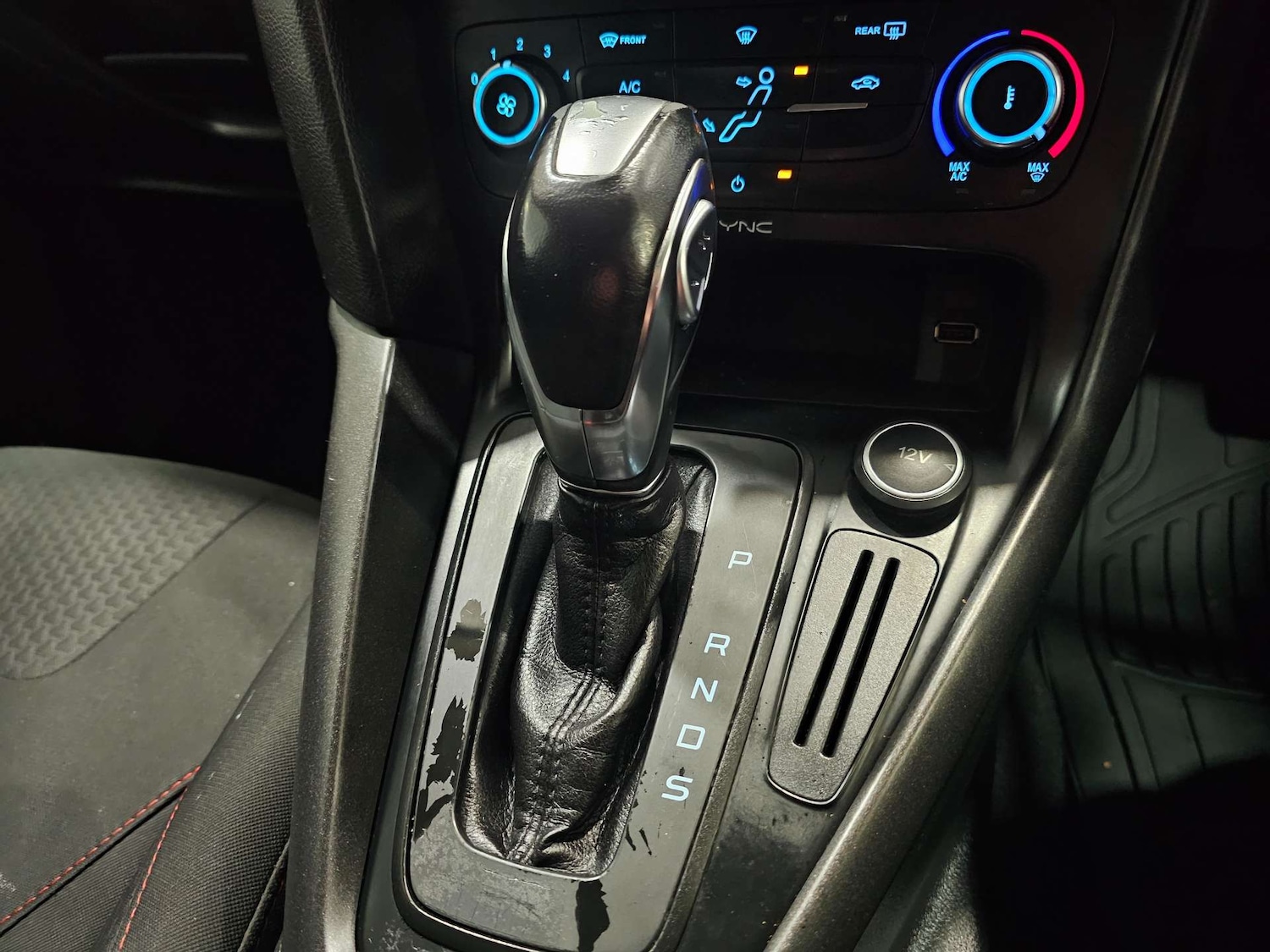 Used Ford Focus 2014 for sale - 77101110: Photo 13