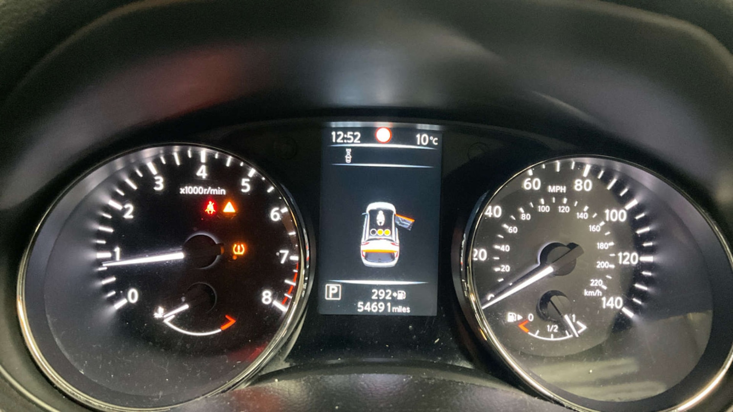 Used Nissan Qashqai 2015 for sale - 76972471: Photo 13