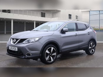 Used Nissan Qashqai 2015 for sale - 76972471: Photo