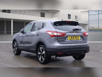 Used Nissan Qashqai 2015 for sale - 76972471: Photo