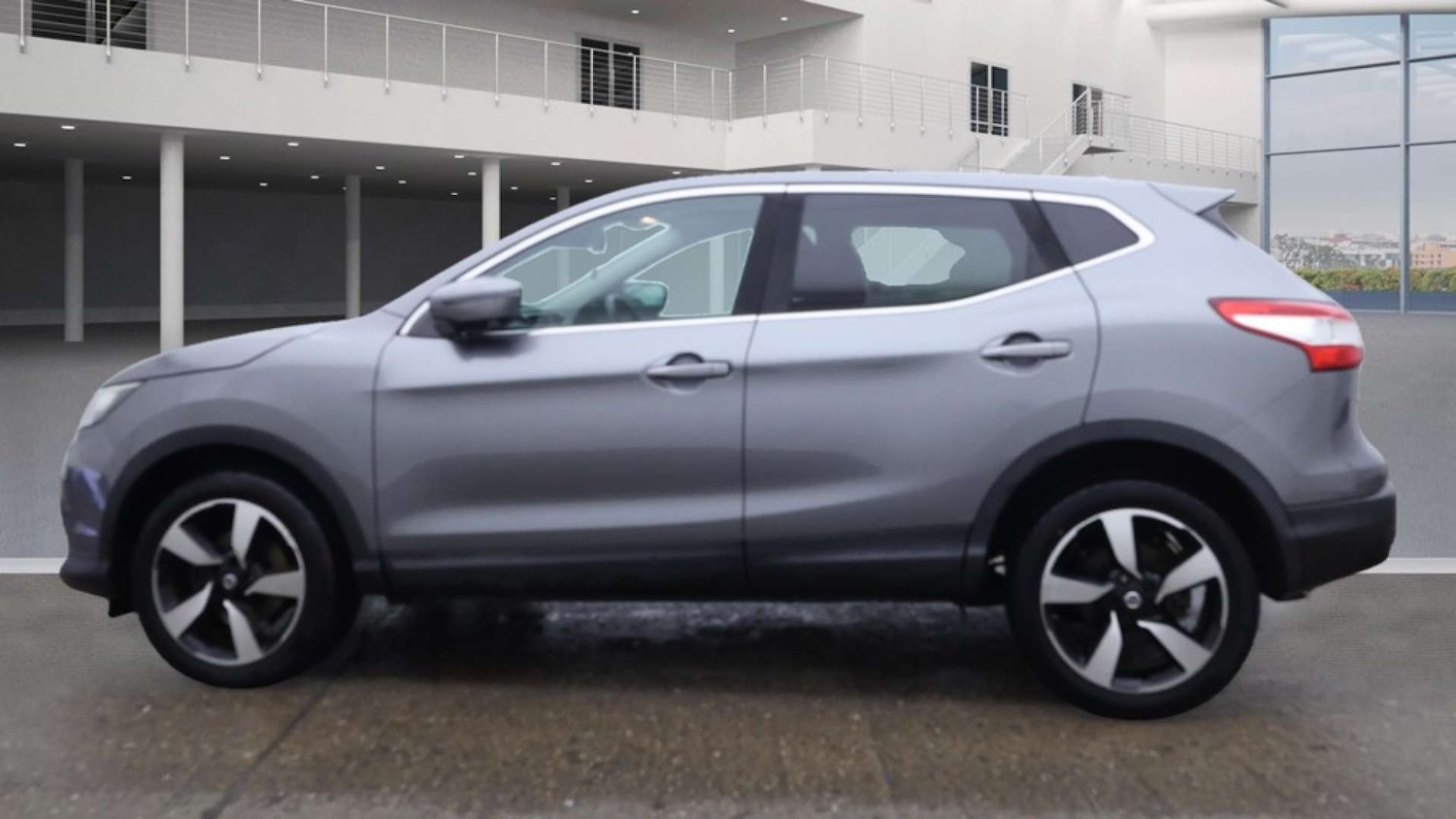 Used Nissan Qashqai 2015 for sale - 76972471: Photo 8