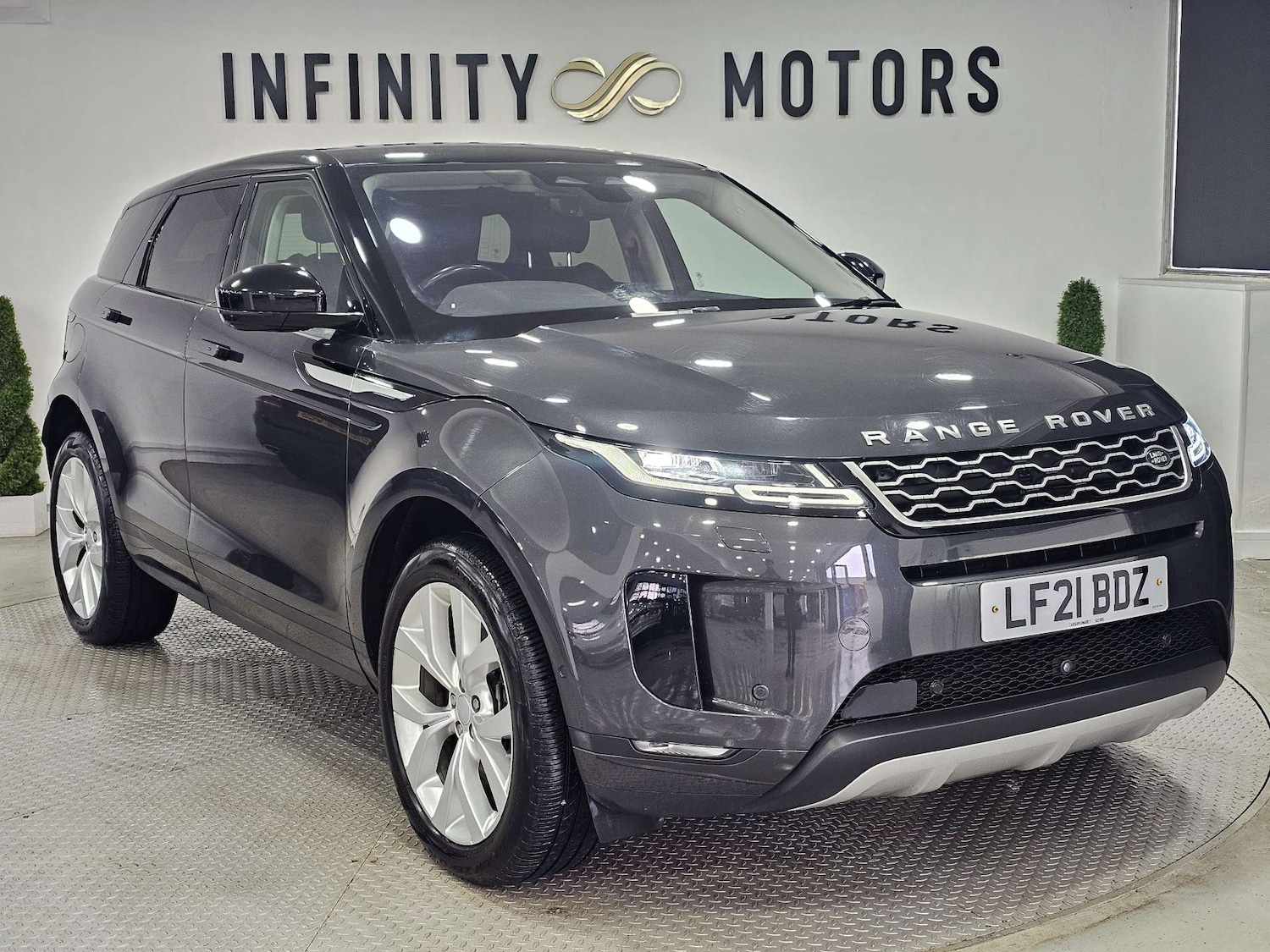 Used Land Rover Range Rover Evoque 2021 for sale - 76972480: Photo 1