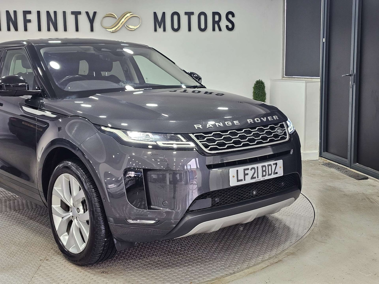 Used Land Rover Range Rover Evoque 2021 for sale - 76972480: Photo 14