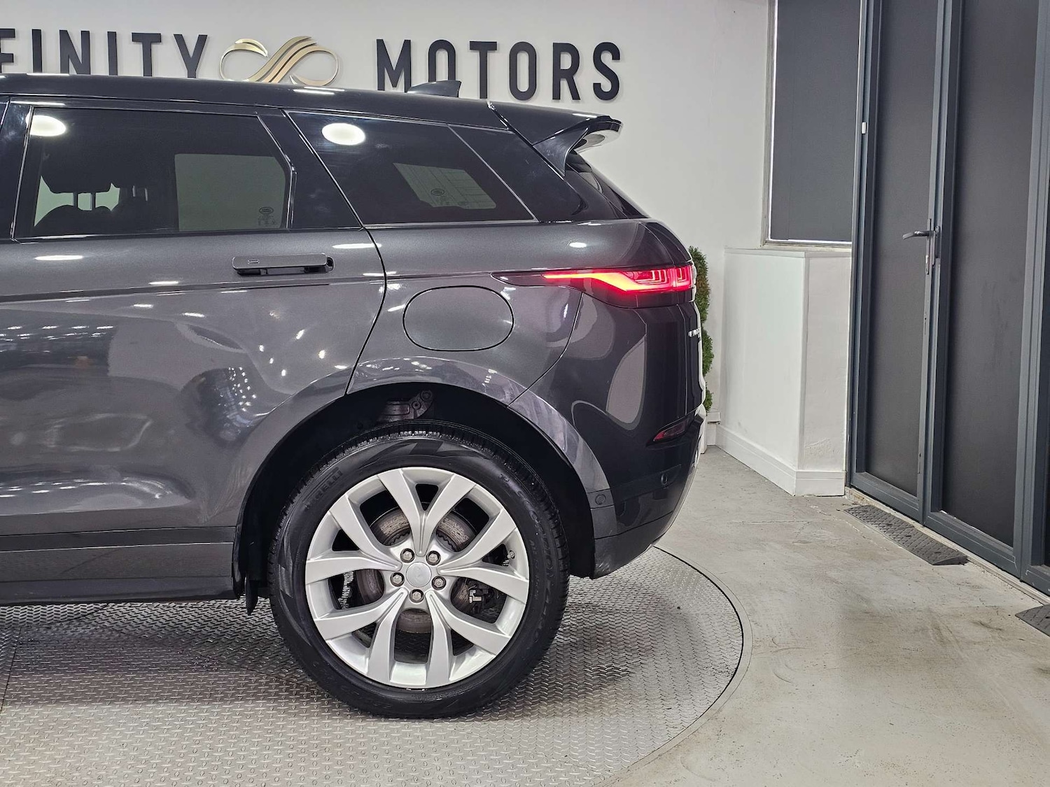 Used Land Rover Range Rover Evoque 2021 for sale - 76972480: Photo 21