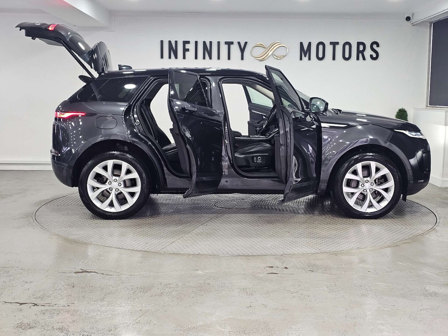 Used Land Rover Range Rover Evoque 2021 for sale - 76972480: Photo 42