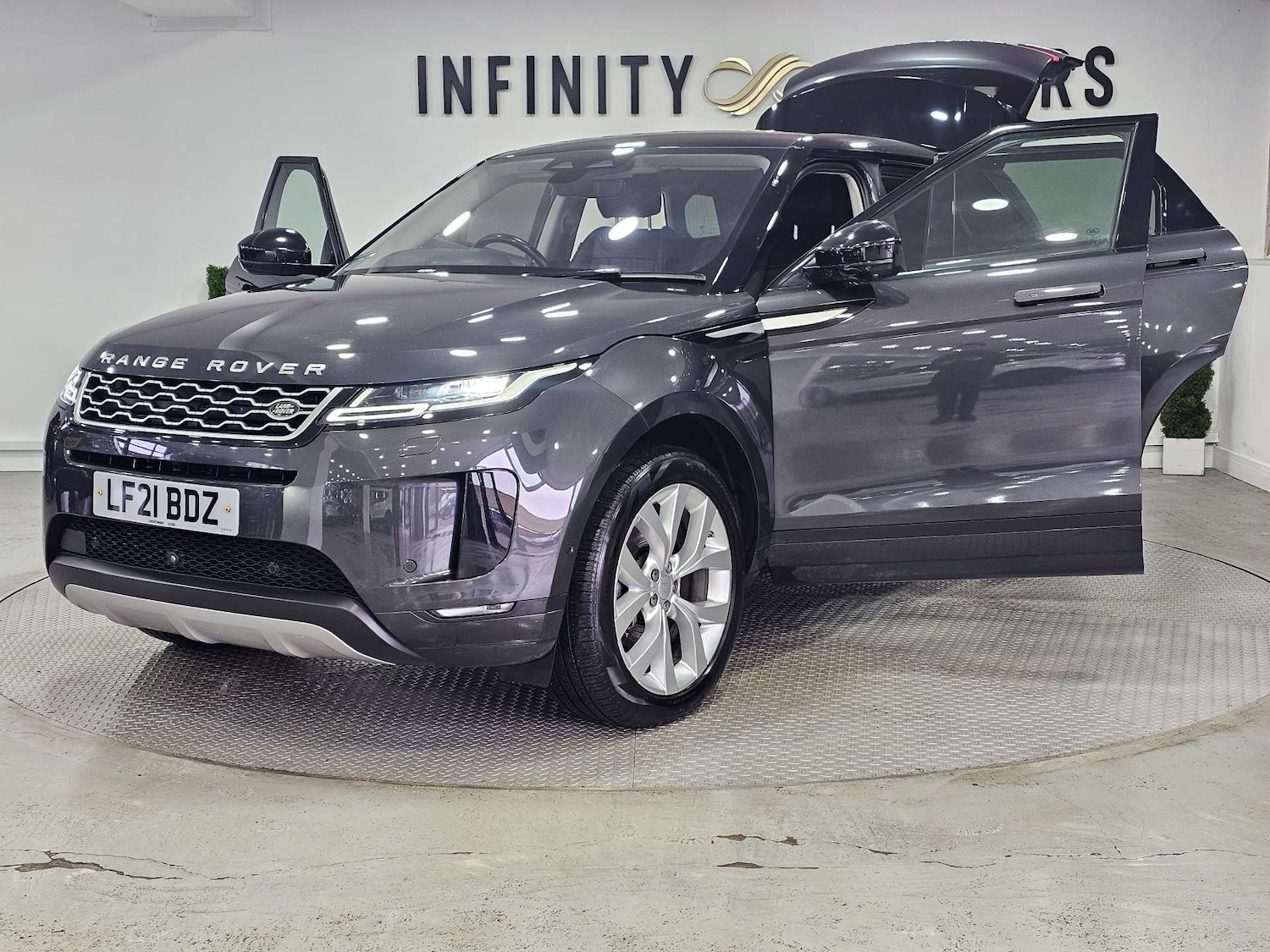 Used Land Rover Range Rover Evoque 2021 for sale - 76972480: Photo 45