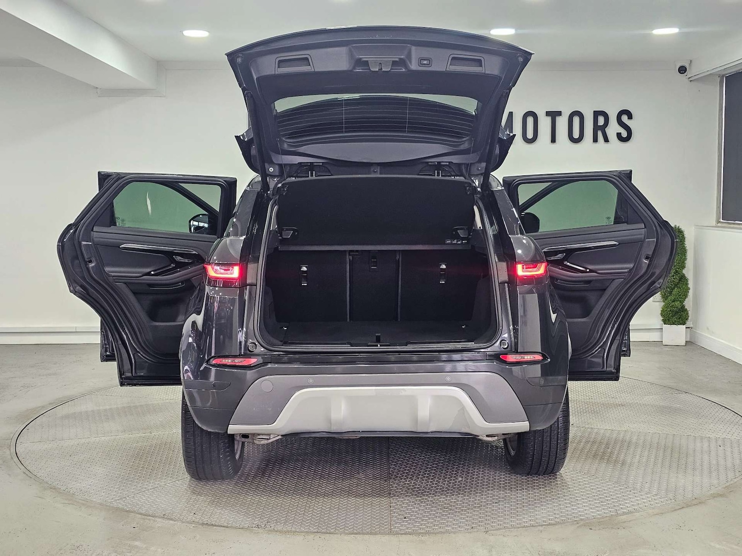 Used Land Rover Range Rover Evoque 2021 for sale - 76972480: Photo 48