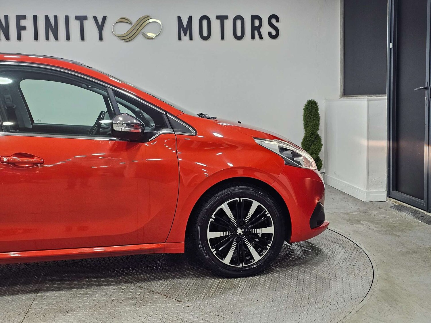 Used Peugeot 208 2018 for sale - 76972476: Photo 35