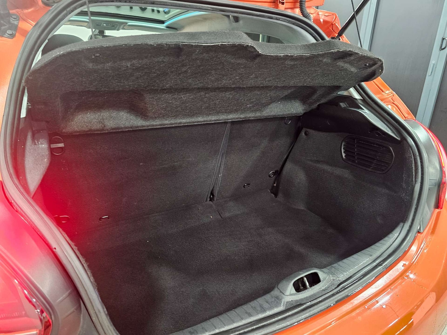 Used Peugeot 208 2018 for sale - 76972476: Photo 51