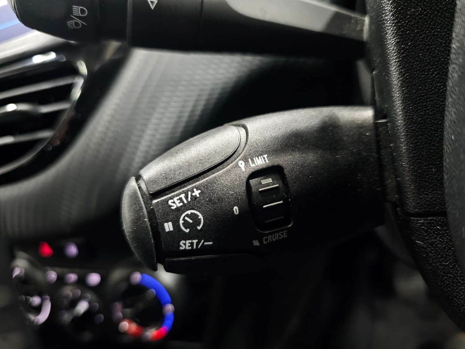 Used Peugeot 208 2018 for sale - 76972476: Photo 62