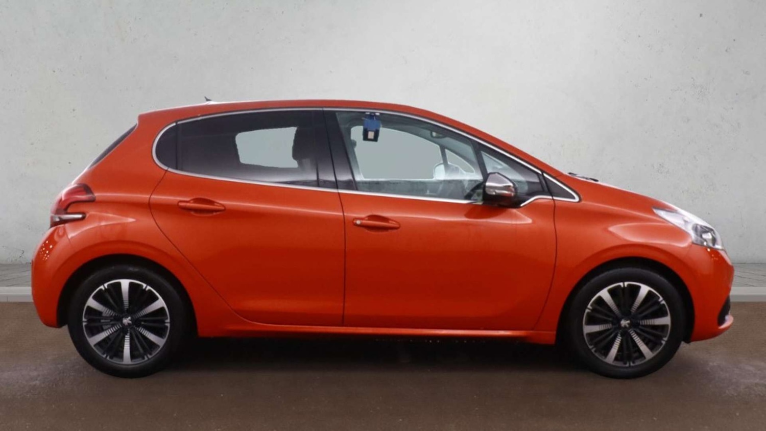 Used Peugeot 208 2018 for sale - 76972476: Photo 7