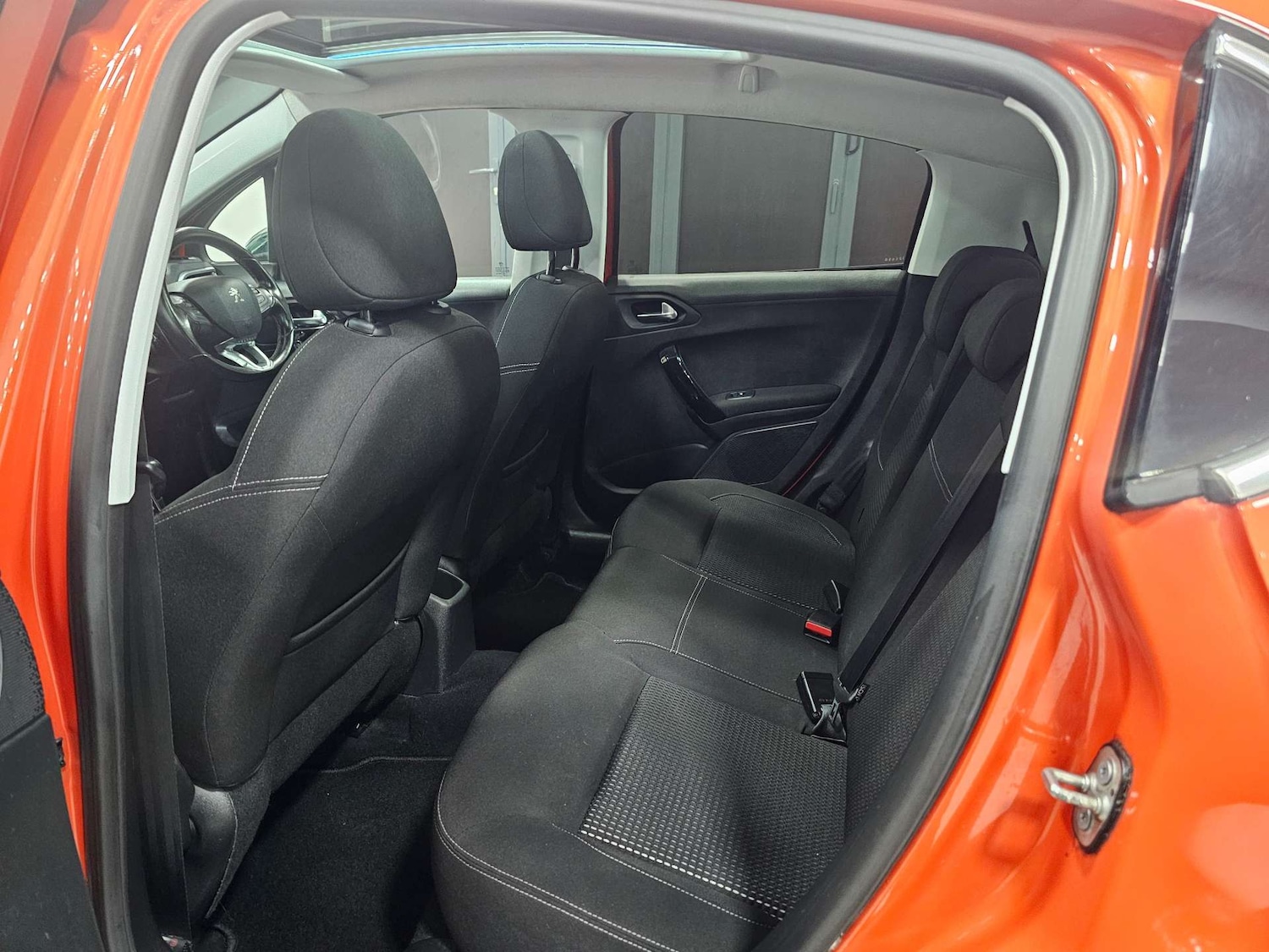 Used Peugeot 208 2018 for sale - 76972476: Photo 79