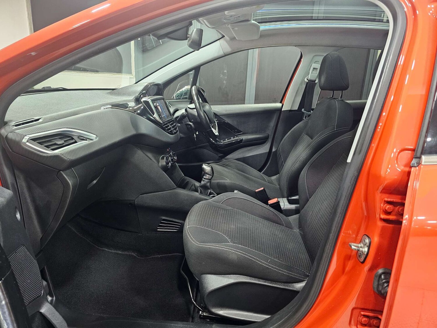 Used Peugeot 208 2018 for sale - 76972476: Photo 84