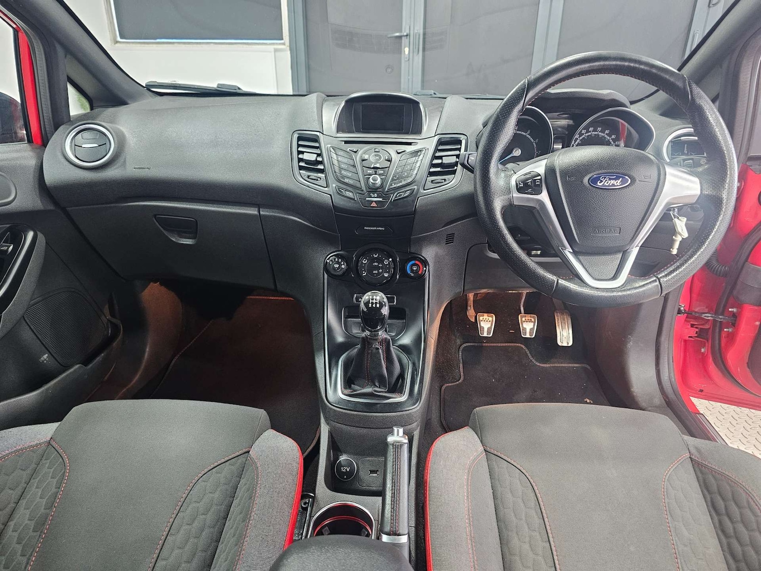 Used Ford Fiesta 2016 for sale - 76972431: Photo 81