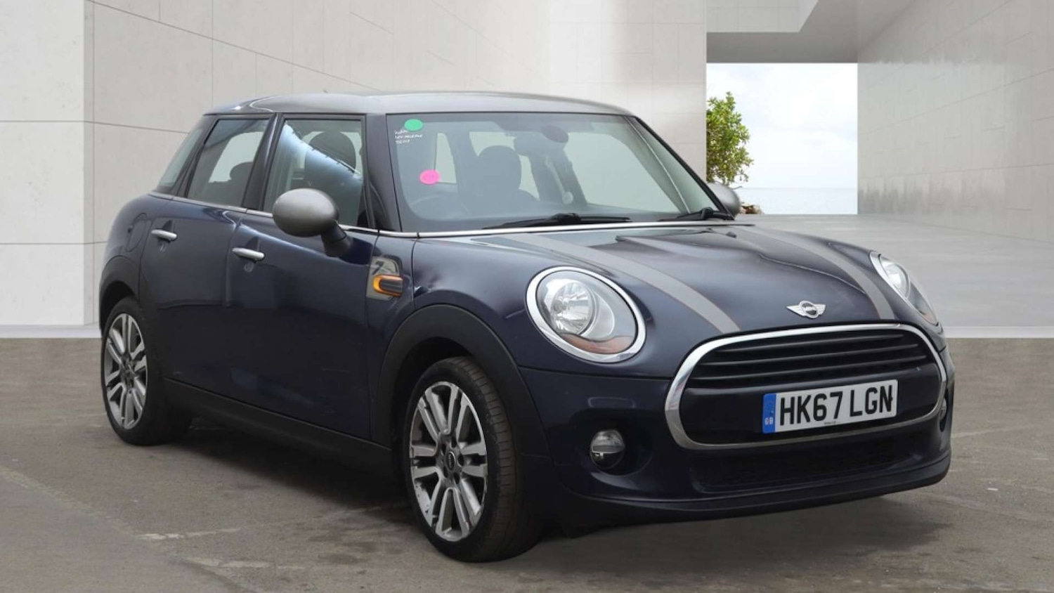 Used MINI Hatch 2018 for sale - 78061448: Photo 1