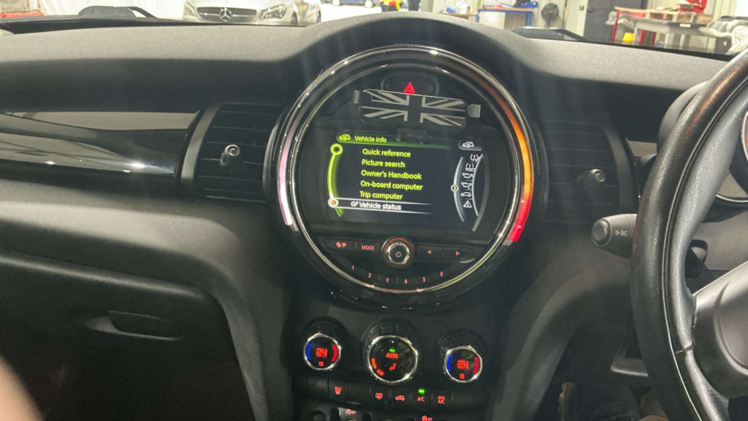 Used MINI Hatch 2018 for sale - 78061448: Photo 11