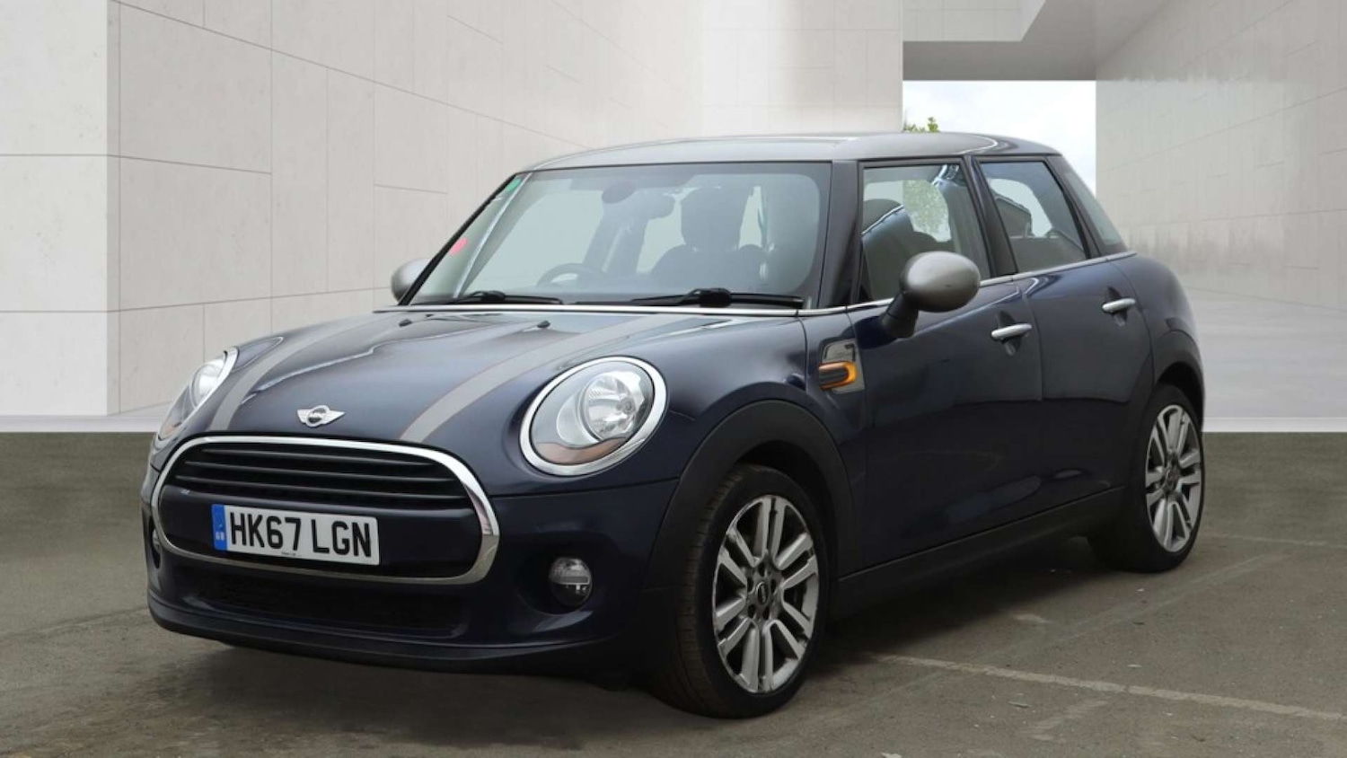 Used MINI Hatch 2018 for sale - 78061448: Photo 2