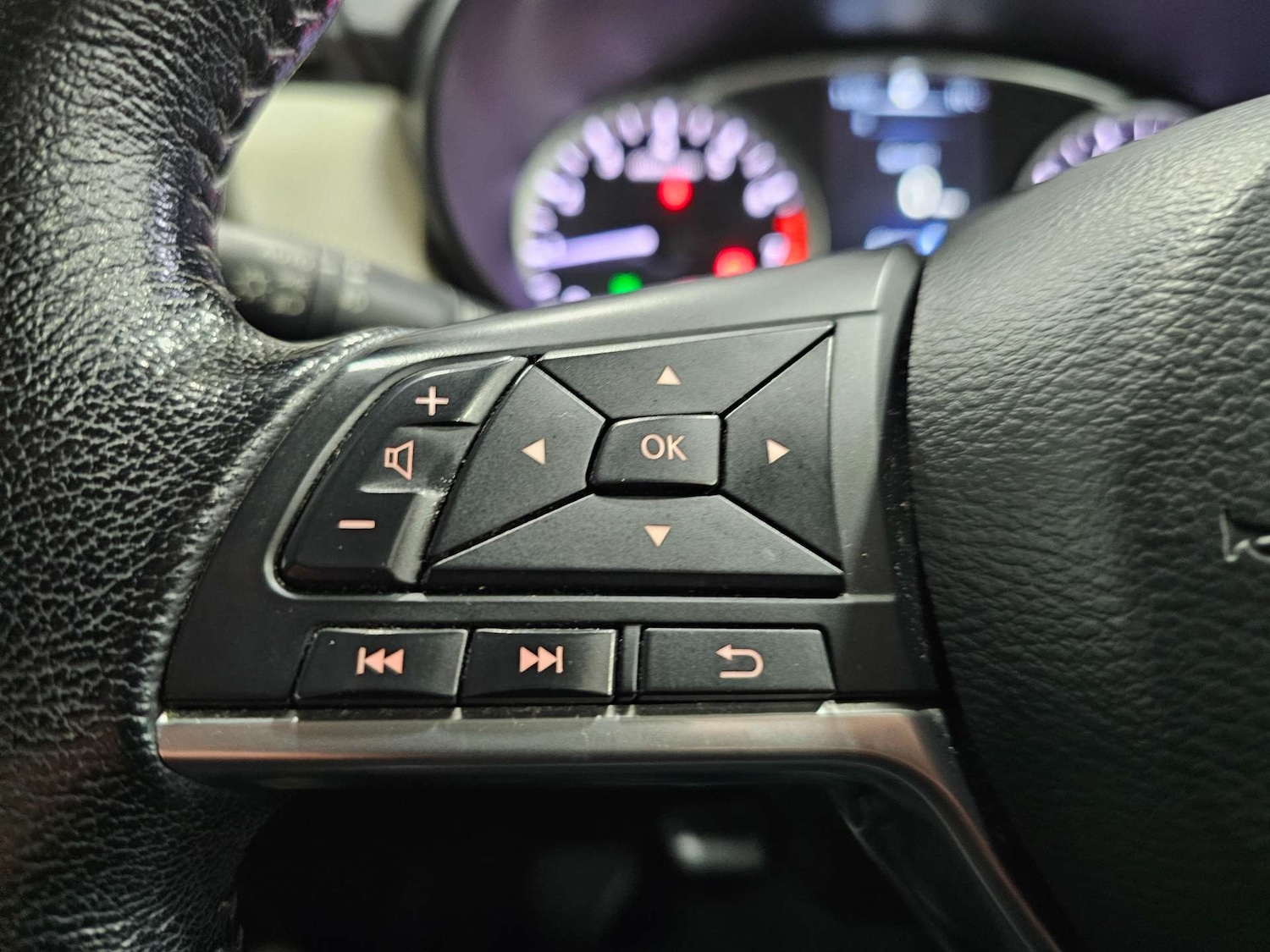 Used Nissan Micra 2017 for sale - 76972421: Photo 60