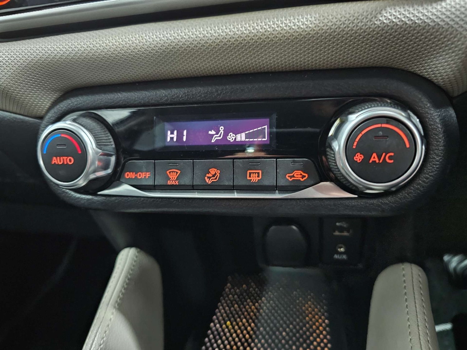 Used Nissan Micra 2017 for sale - 76972421: Photo 64