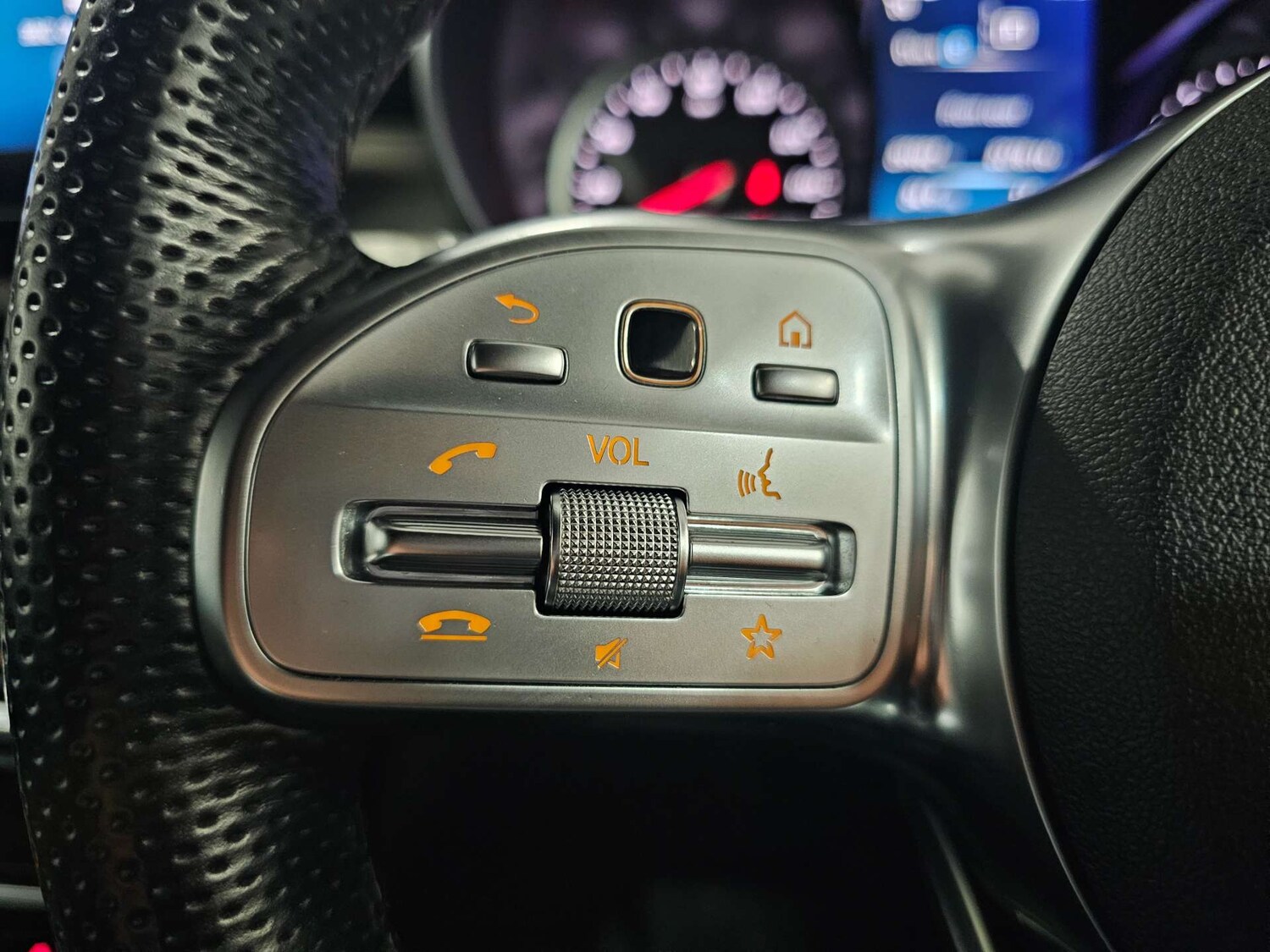 Used Mercedes-Benz GLC 2022 for sale - 77449503: Photo 63