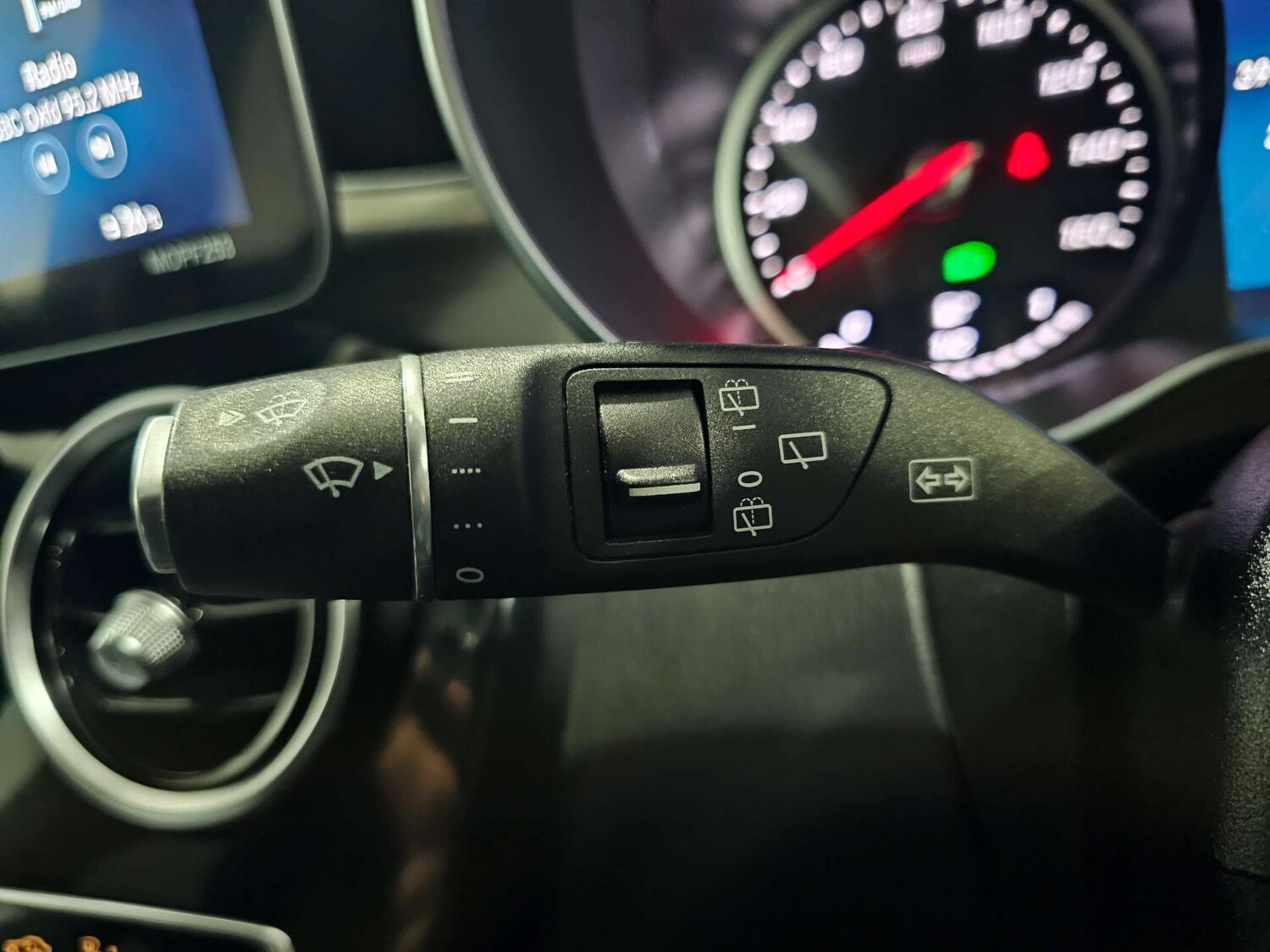 Used Mercedes-Benz GLC 2022 for sale - 77449503: Photo 65