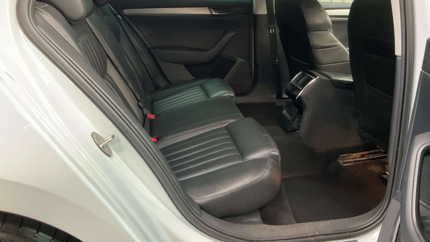 Used Skoda Superb 2016 for sale - 78045085: Photo 11